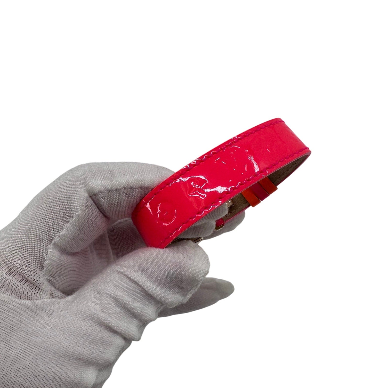 Louis Vuitton LV Monogram Vernis Good Luck Bracelet Robert Wilson Limited Edition Neon Pink Rare