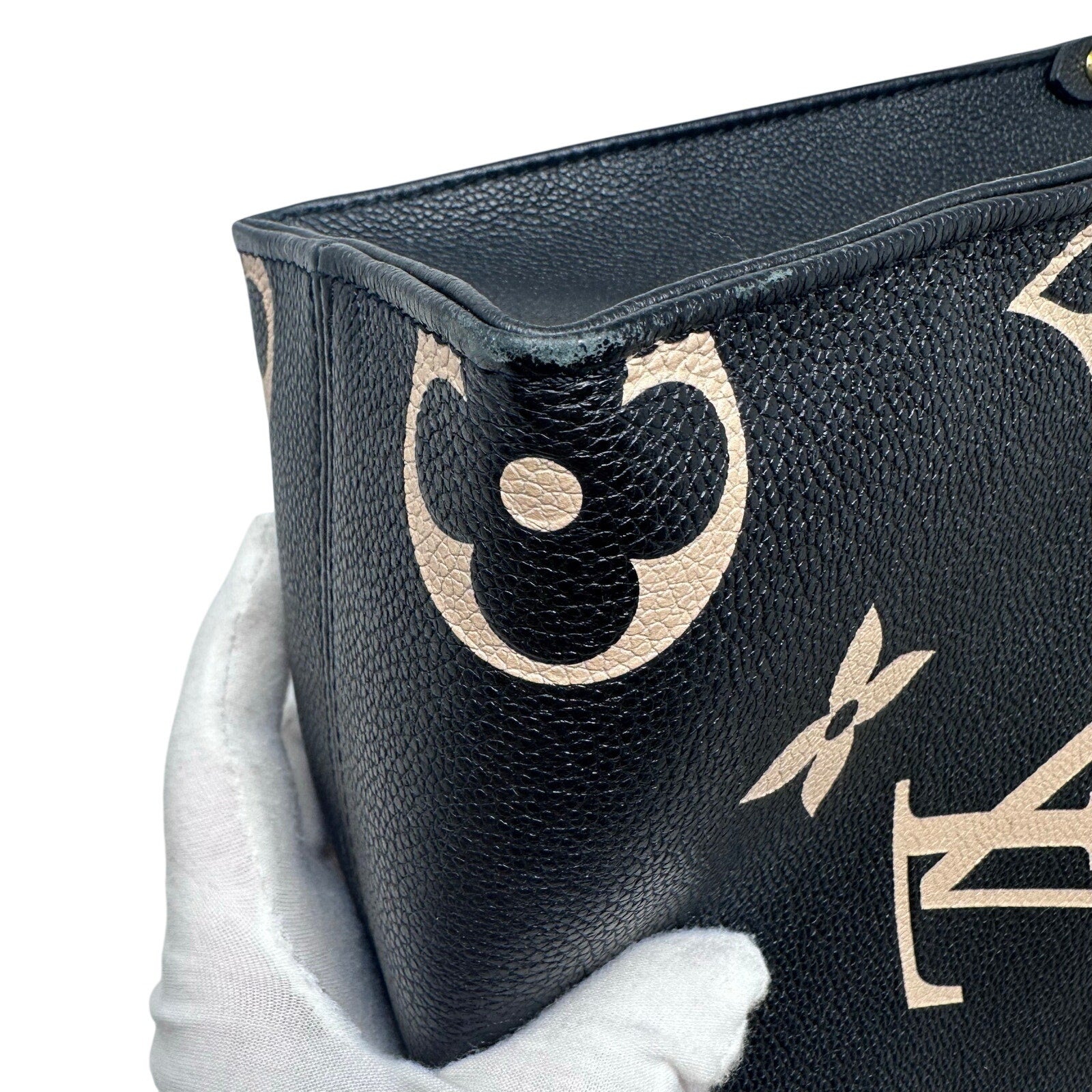 Louis Vuitton LV Empreinte Leather Bicolor Giant Monogram On The Go PM Tote Crossbody Bag Black Cream