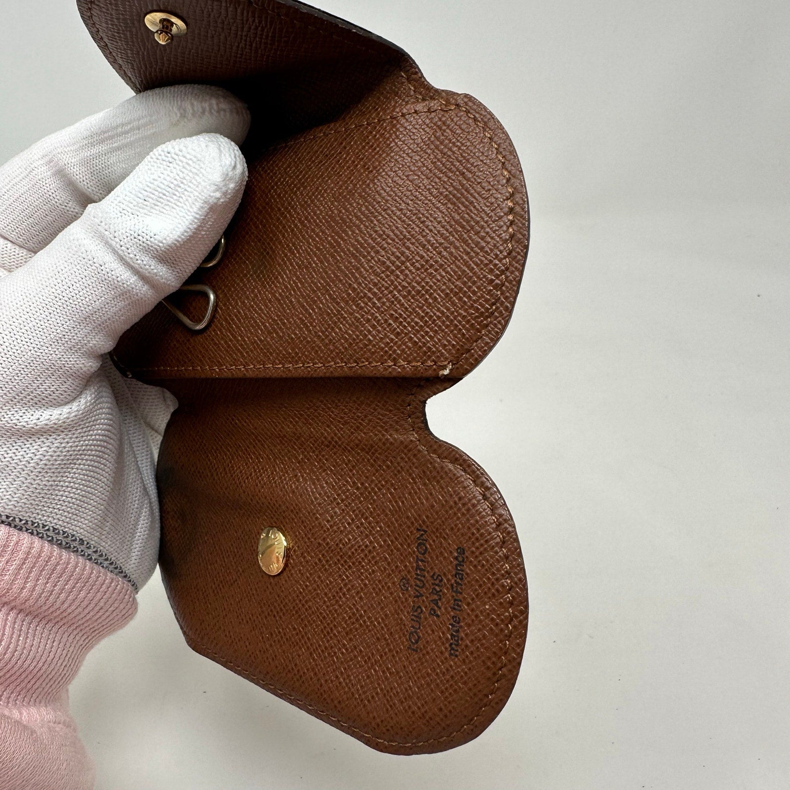 Louis Vuitton LV Monogram Multicles Round 4 Key Holder