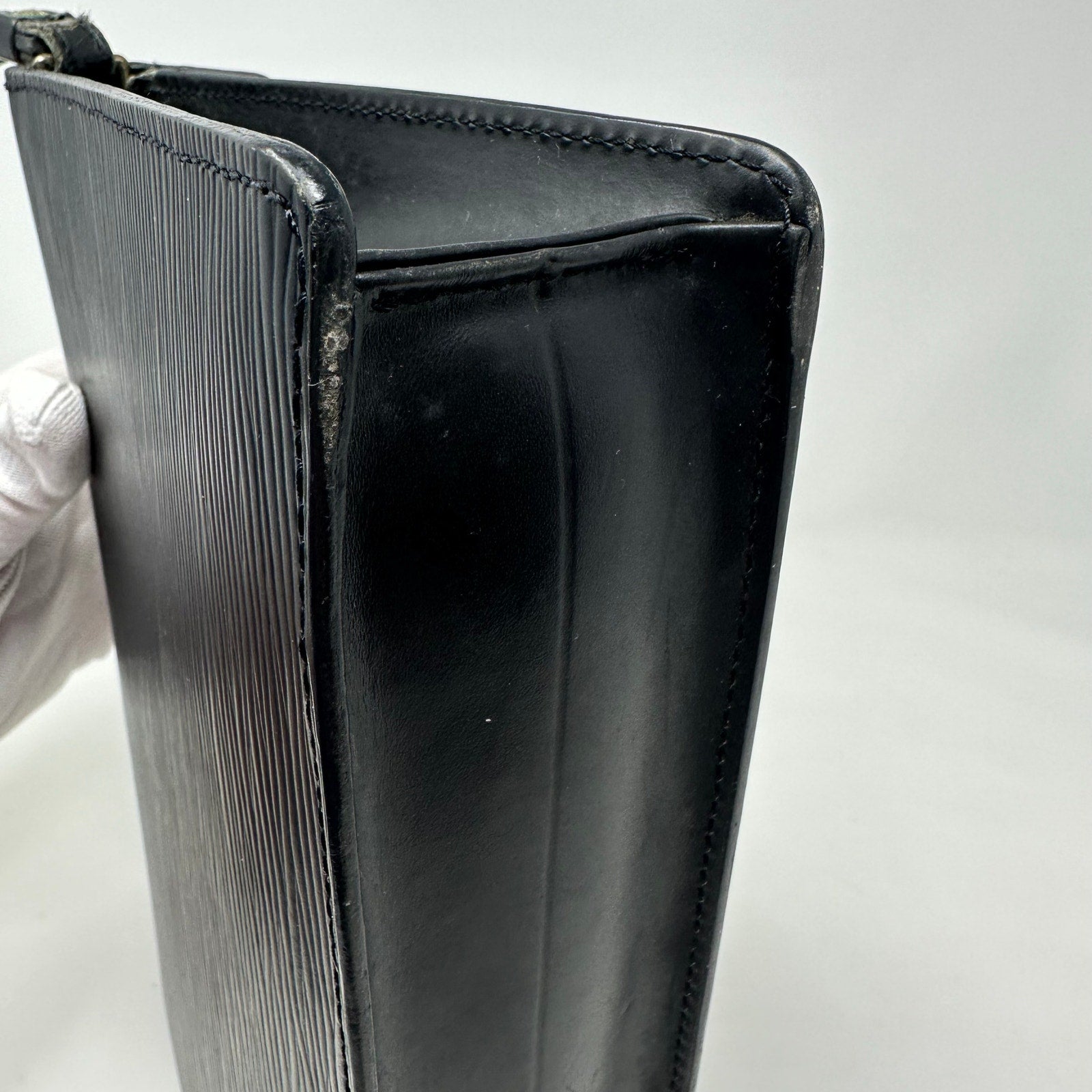 Louis Vuitton LV Epi Leather Pochette Sellier Dragonne Clutch Bag Black