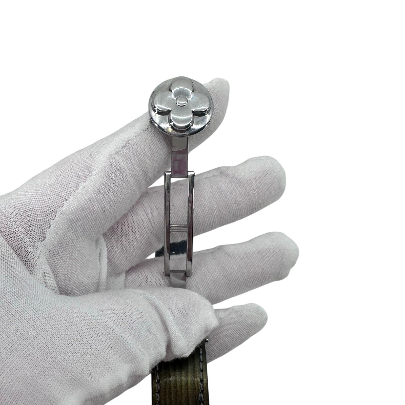 Louis Vuitton LV Cyber Epi Patent Leather Good Luck Bracelet Green Khaki Silver Tone