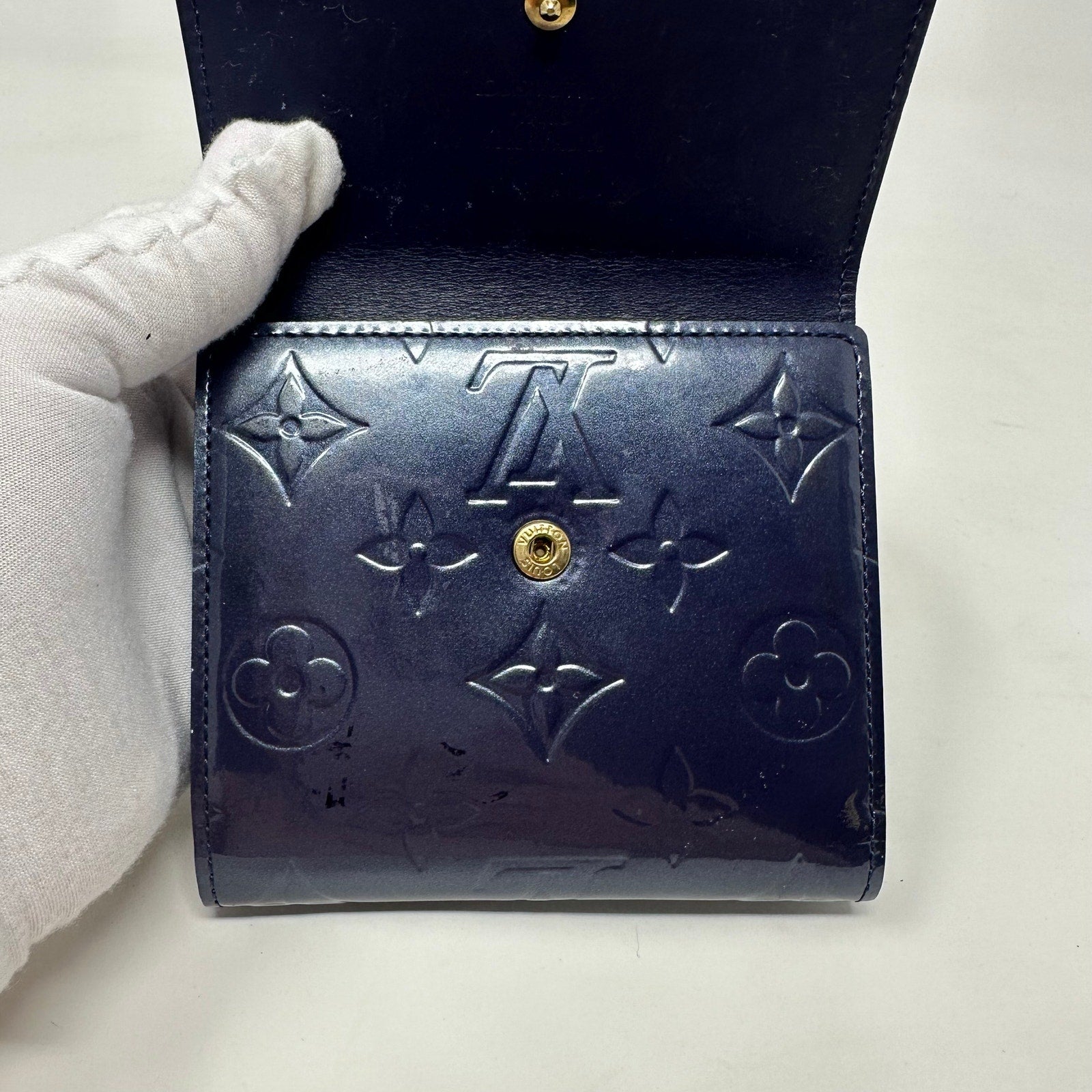 Louis Vuitton LV Vernis Monogram Elise Wallet Pearl Steel Blue