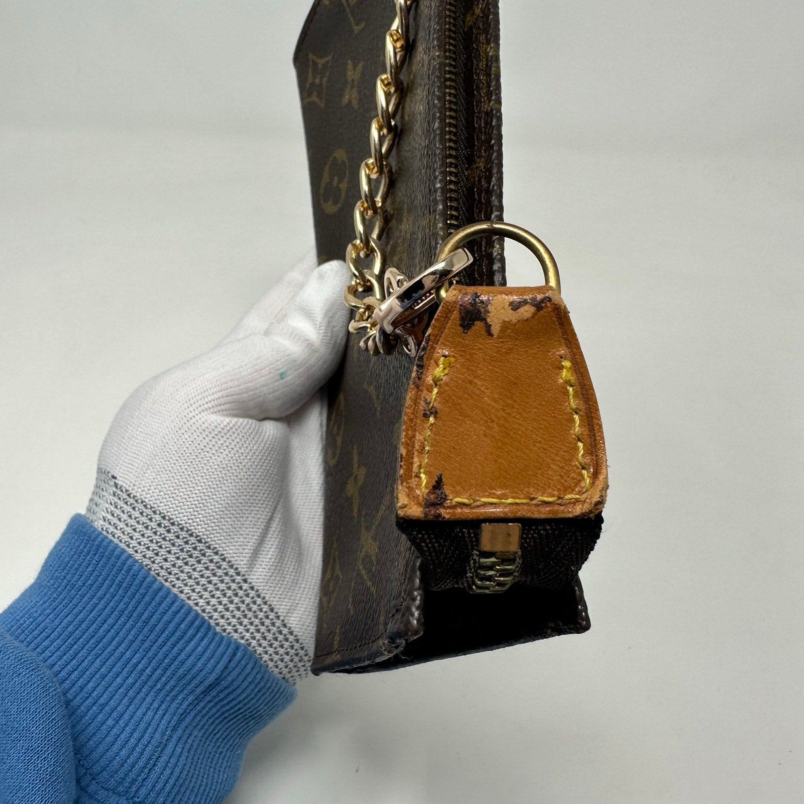 Louis Vuitton LV Monogram Bucket Accessory GM Pouch