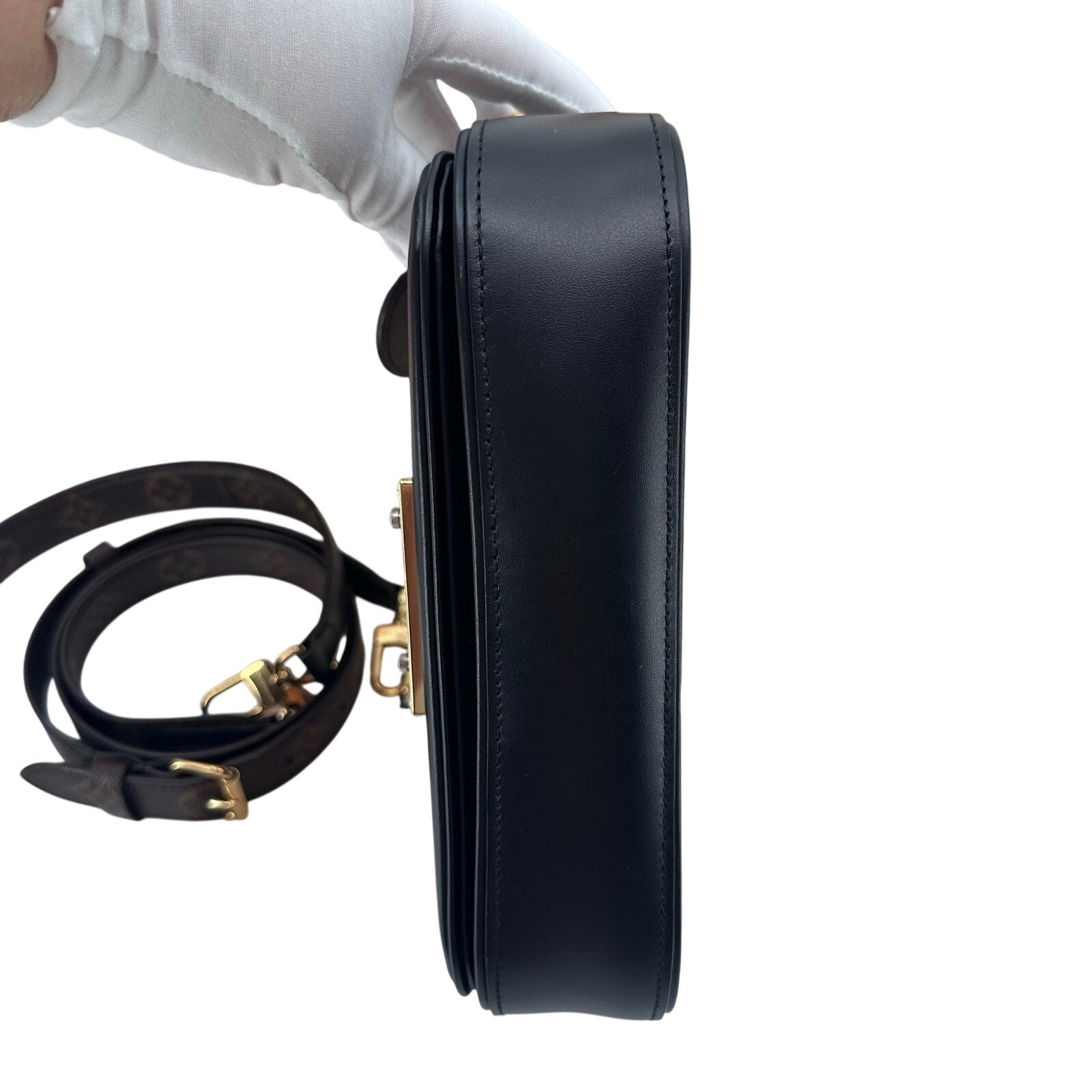 Louis Vuitton LV Black Calfskin Monogram Swing Shoulder Bag Crossbody Rare