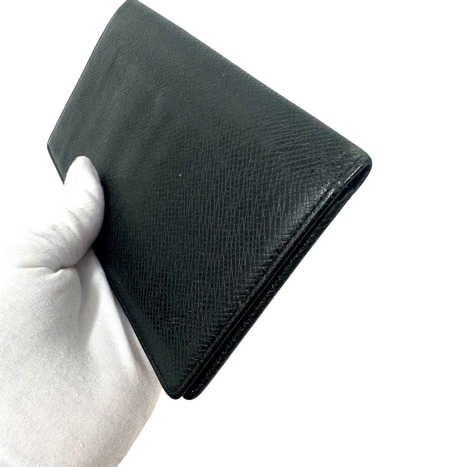 Louis Vuitton LV Taiga Leather Portefeuille Brazza Ardoise Men's Wallet Black