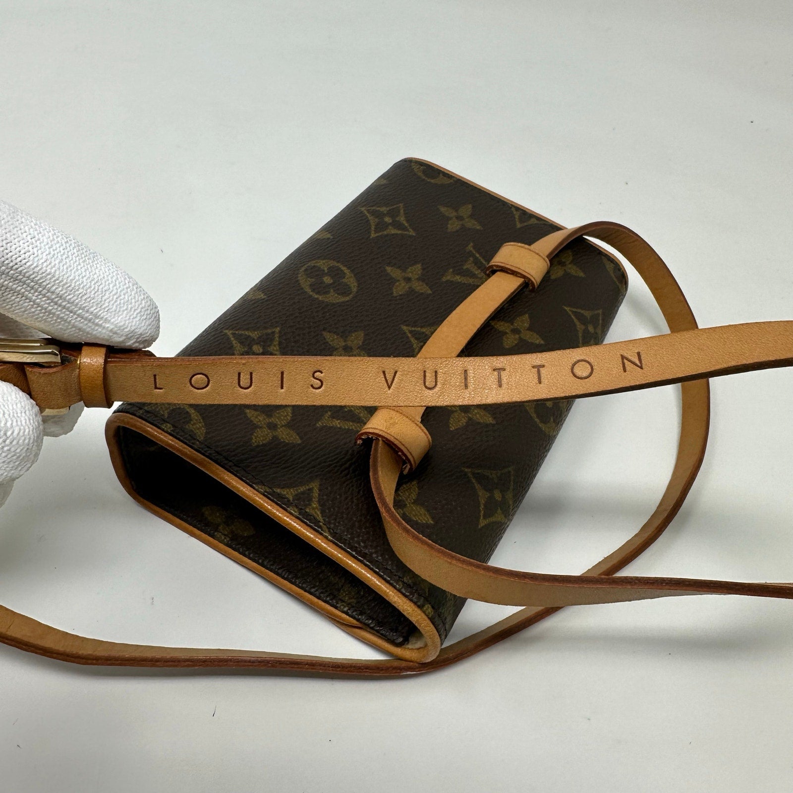 Louis Vuitton LV Monogram Bum Belt Bag Waist Pouch Pochette Florentine M Medium