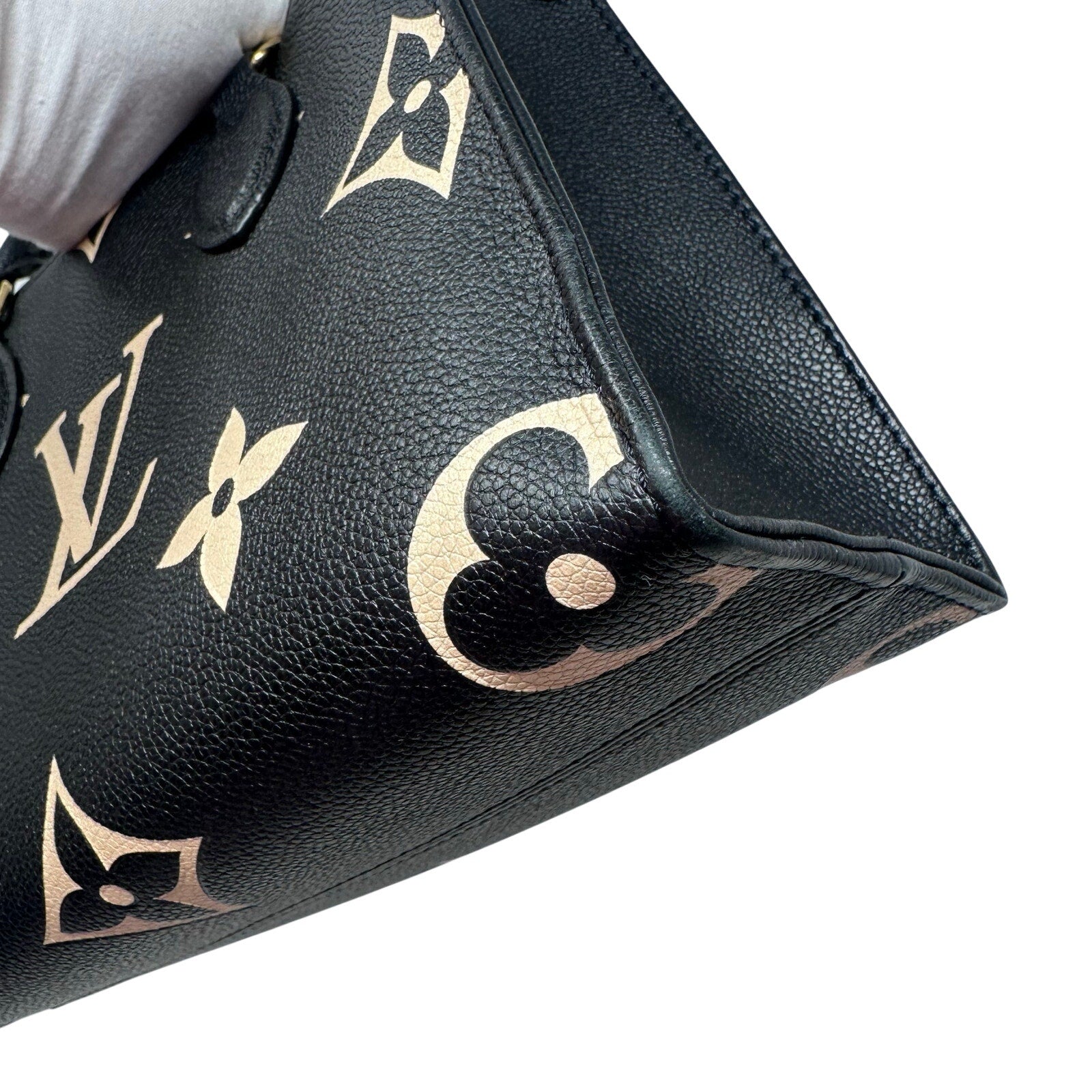 Louis Vuitton LV Empreinte Leather Bicolor Giant Monogram On The Go PM