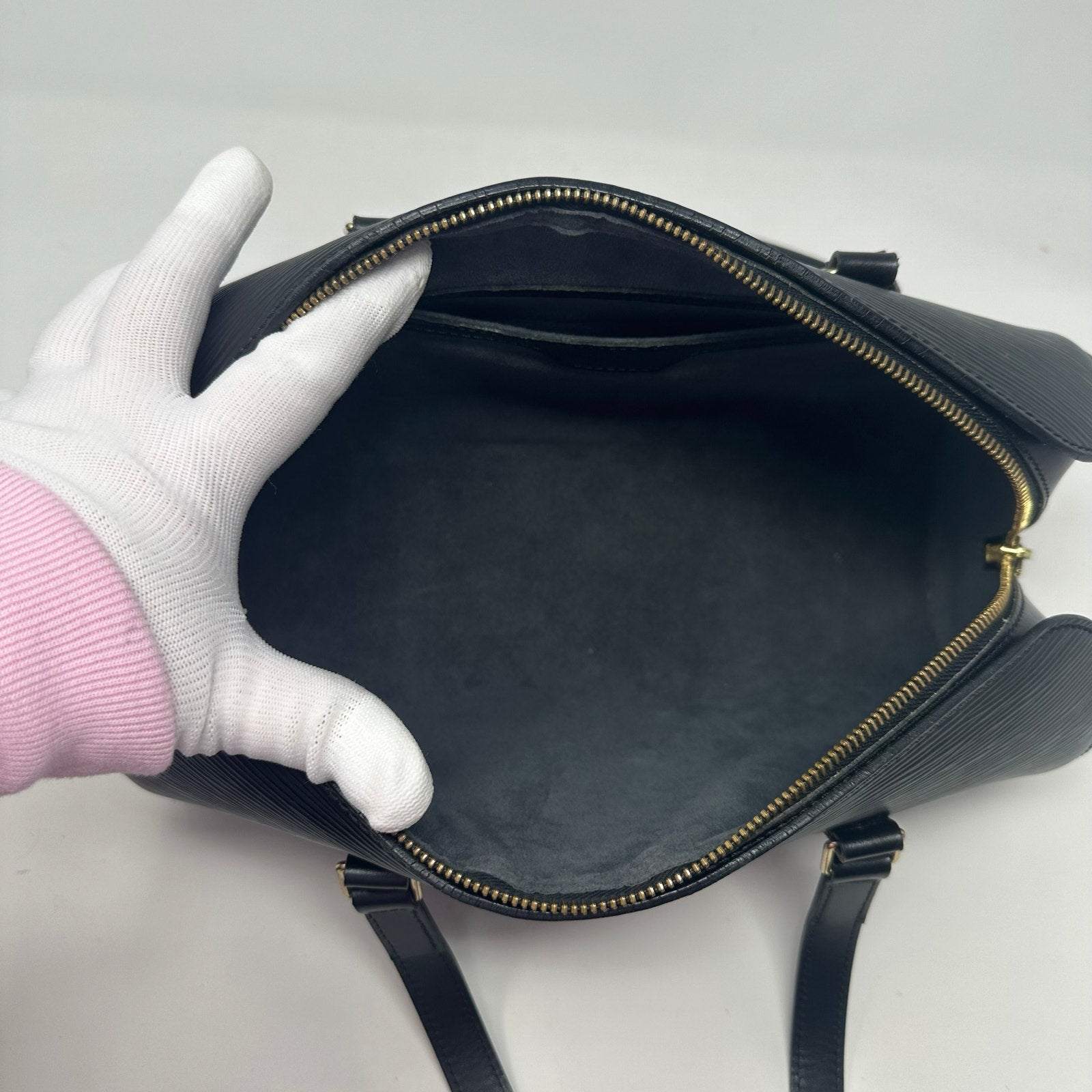 Louis Vuitton LV Epi Soffulor Black Bag with Pouch