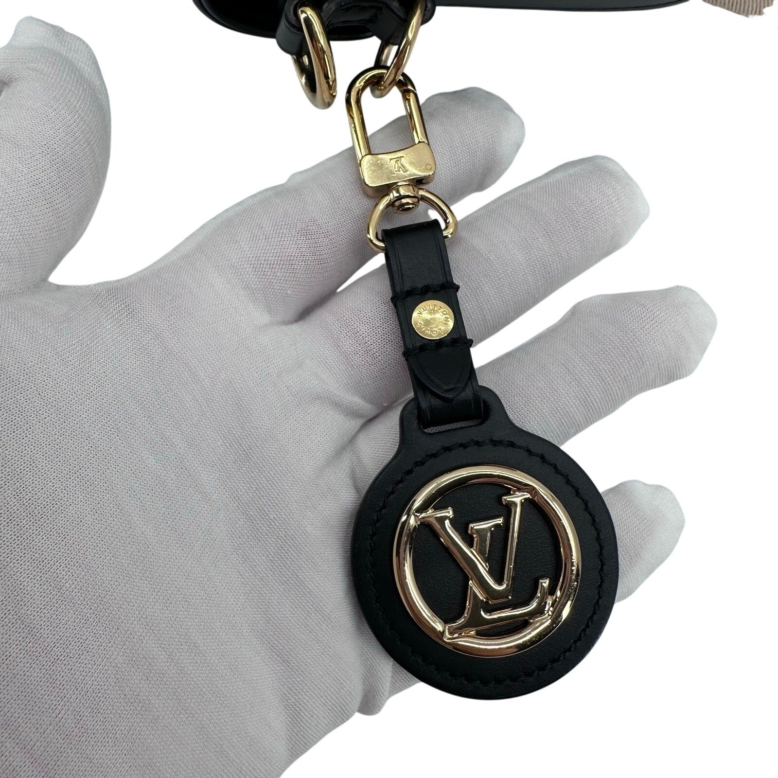 Louis Vuitton LV Black Calfskin Monogram Swing Shoulder Bag Crossbody Rare