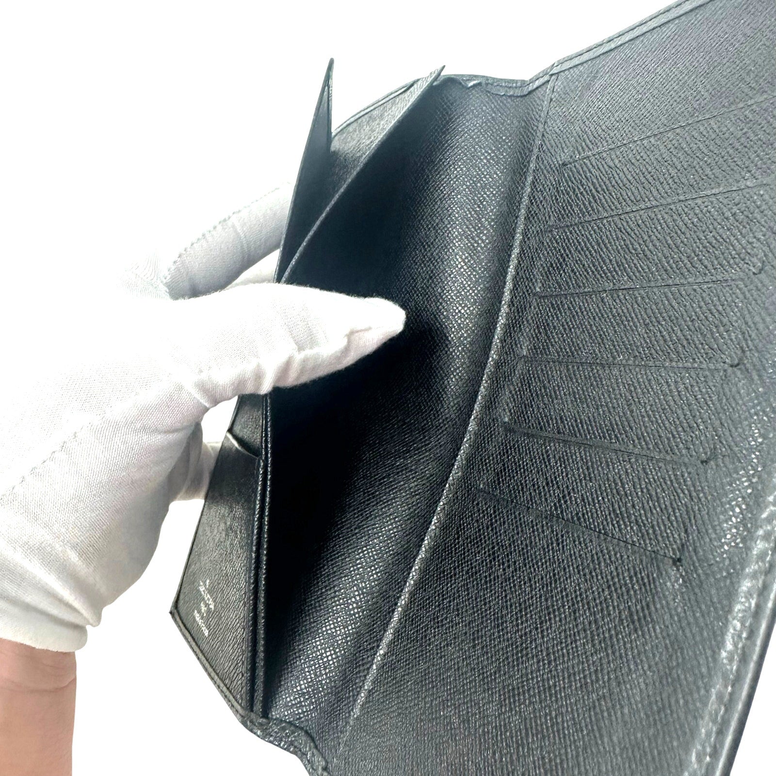 Louis Vuitton LV Taiga Leather Portefeuille Brazza Ardoise Men's Wallet Black
