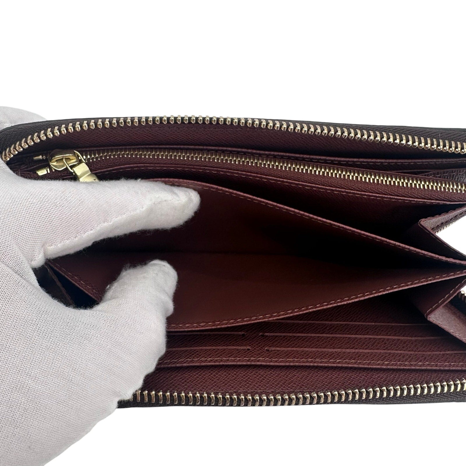 Louis Vuitton LV Monogram Zippy Wallet