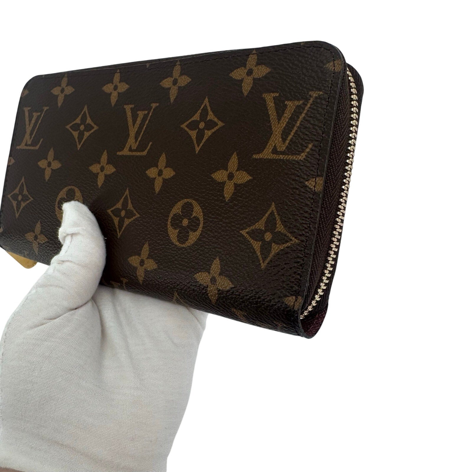 Louis Vuitton LV Monogram Zippy Wallet
